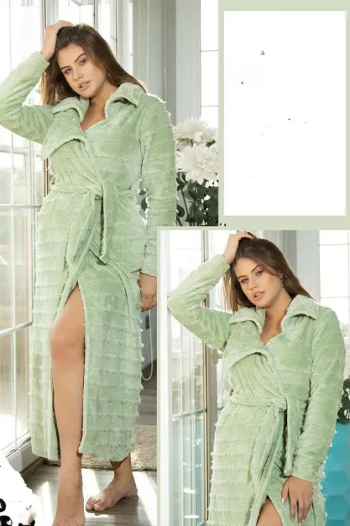 green robe