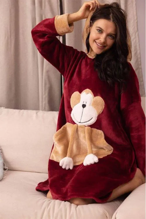darkred nightshirt