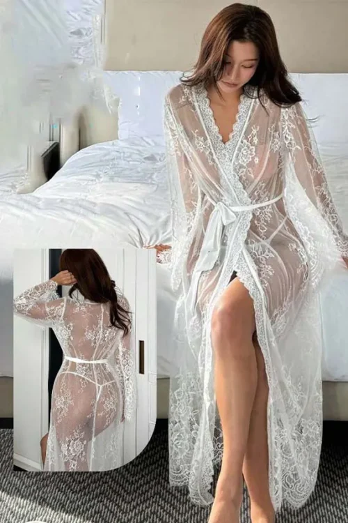 Elegant Lace Long-Sleeve Robe - Image 3