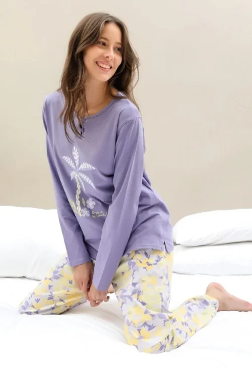 Floral Pajama Set with Long Sleeves - Image 3