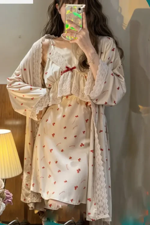 Floral Lace Long Sleeve Nightgown