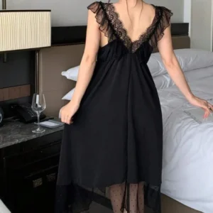 Black Lace-Trim Nightdress with Sheer Sleeves