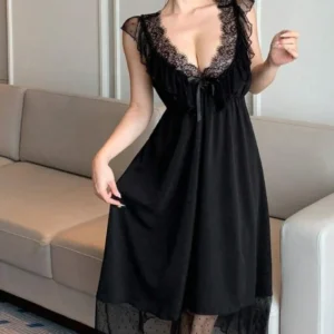 Black Lace-Trim Nightdress with Sheer Sleeves