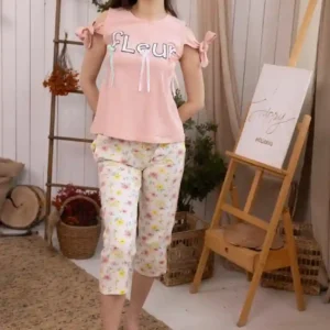 Floral Printed Capris with Bow Sleeves