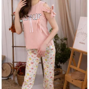 Floral Printed Capris with Bow Sleeves