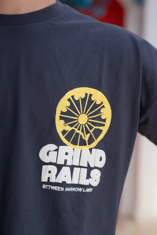 Graphic Short Sleeve Tee for Men - Image 5