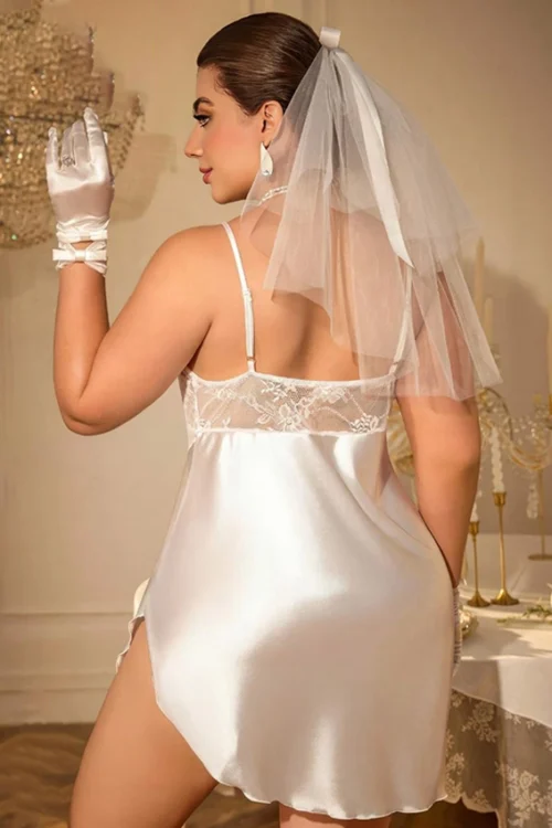 Elegant Lace Satin Nightgown - Image 3