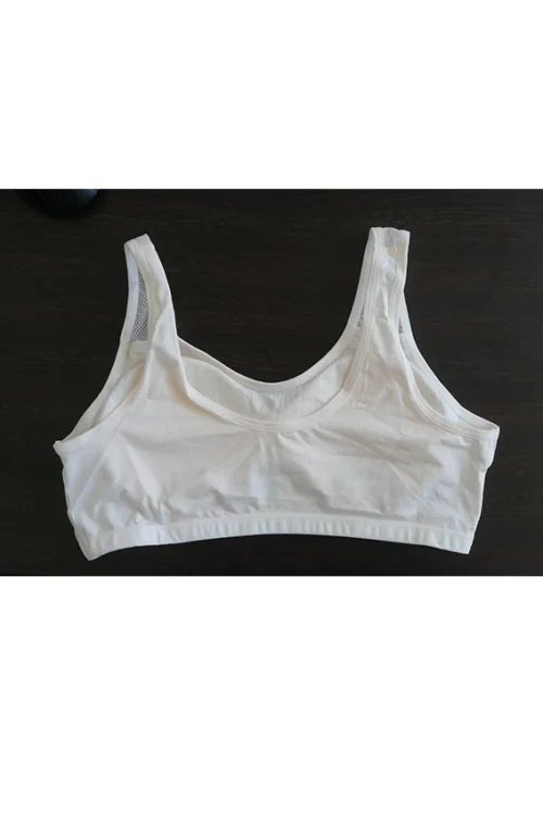 Stylish White Sleeveless Sports Bra - Image 4
