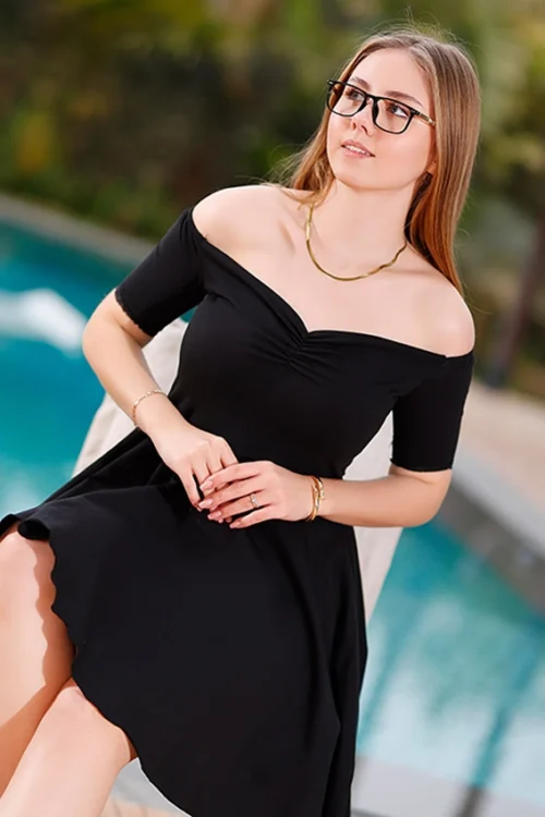 Elegant Off-Shoulder Mini Dress - Image 4
