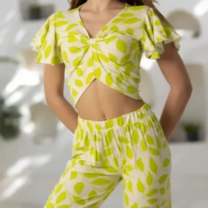 Vibrant Leaf Pattern Ruffle Sleeve Set
