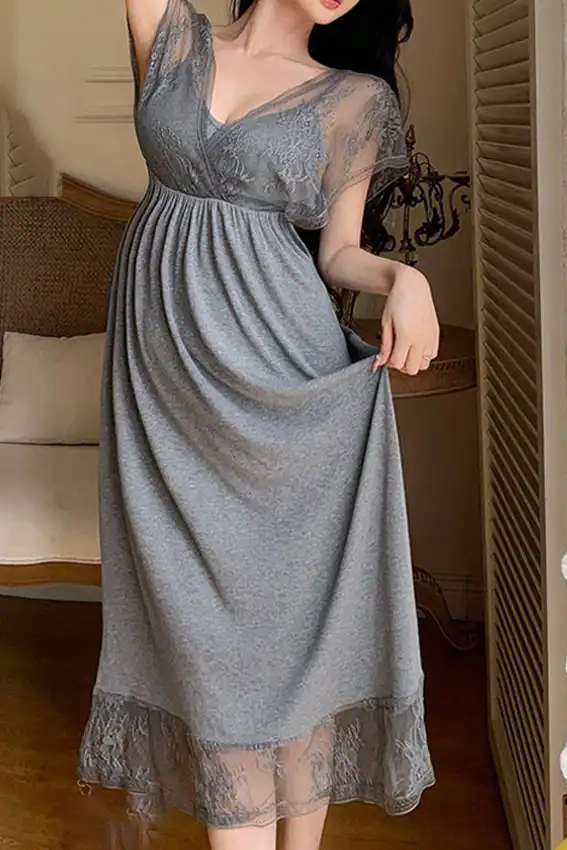 Elegant Lace Short Sleeve Nightgown