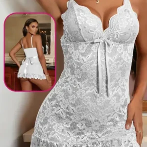 Elegant Lace Sleeveless Nightwear