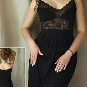 Red Lace Sleeveless Nightdress