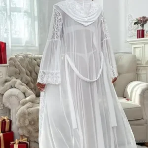 Elegant Lace Long Sleeve Robe