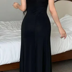 Elegant Sleeveless Black Dress