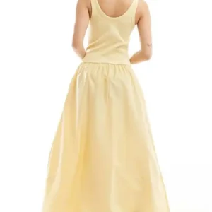 Elegant Sleeveless Maxi Dress