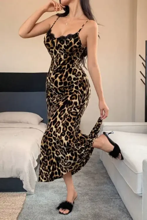 Chic Leopard Print Spaghetti Strap Dress