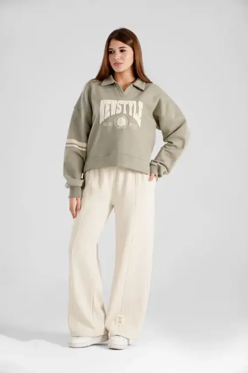 Graphic Pullover with Long Sleeves